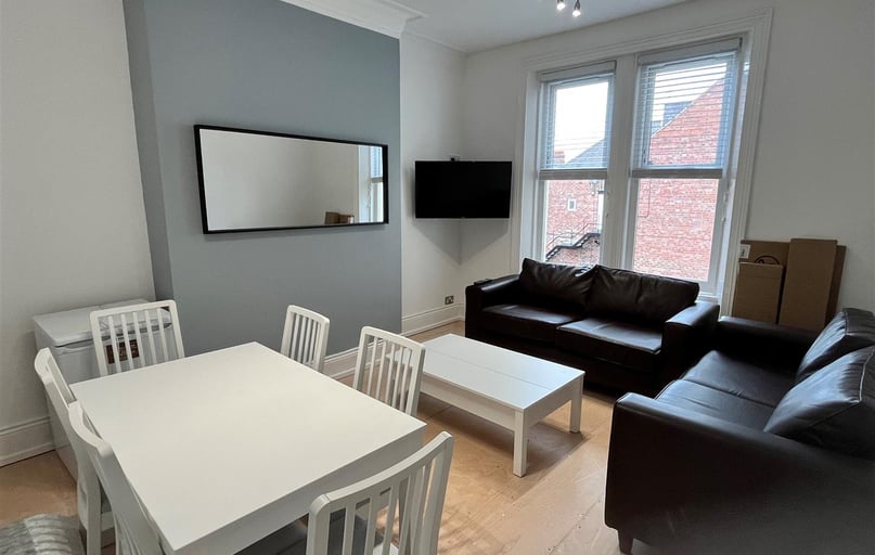 St. Georges Terrace, Jesmond, Newcastle - Image 1